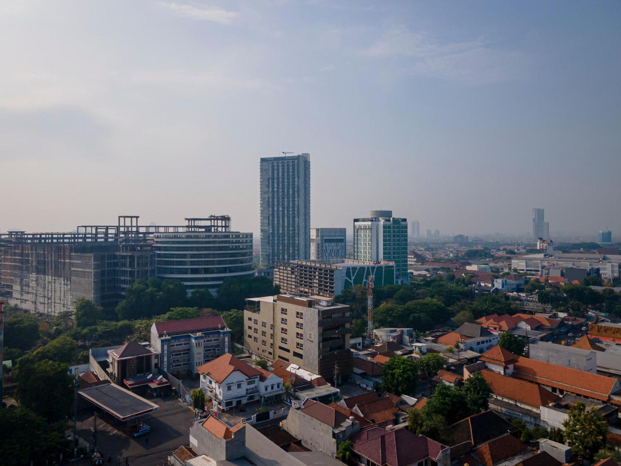 Stay.Vie Hotel Surabaya Ngoại thất bức ảnh