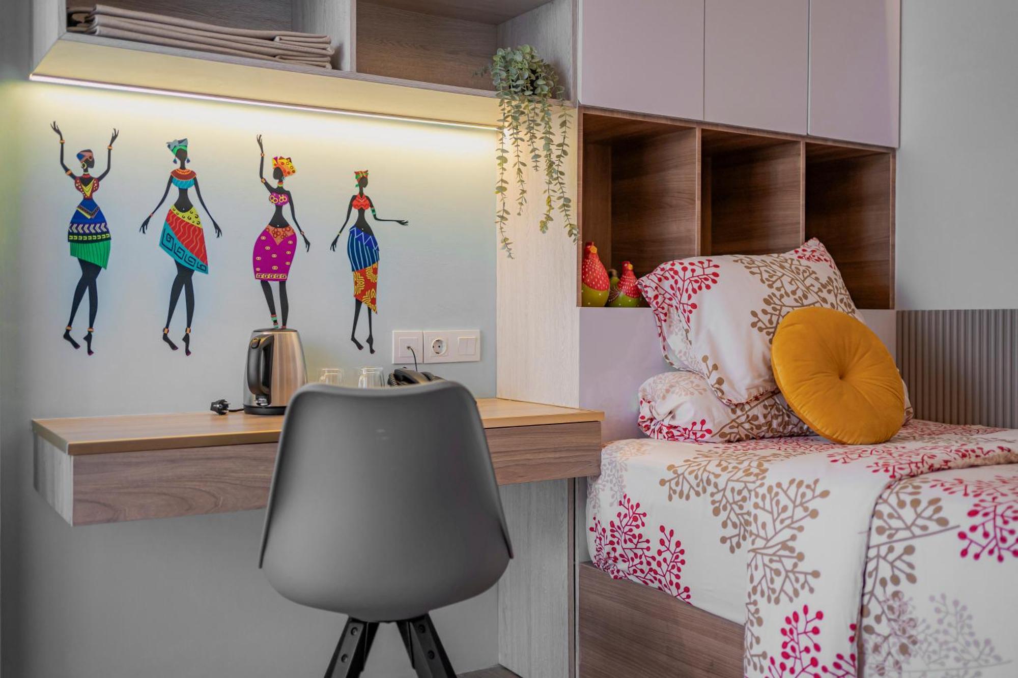 Stay.Vie Hotel Surabaya Ngoại thất bức ảnh